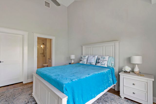 10 Bank Street UNIT 10, Eastham, MA 02642