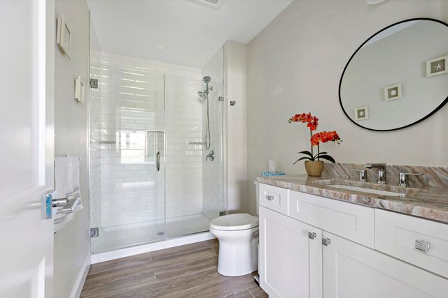 10 Bank Street UNIT 10, Eastham, MA 02642