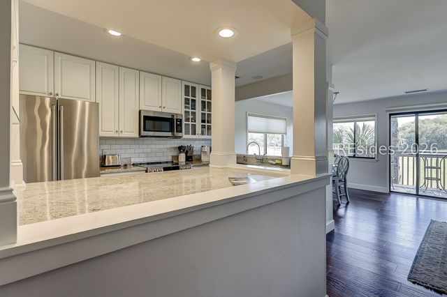 60 Carnoustie Rd Apt 979, Hilton Head Island, SC 29928