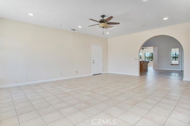 12771 Elm Street, Oak Hills, CA 92344