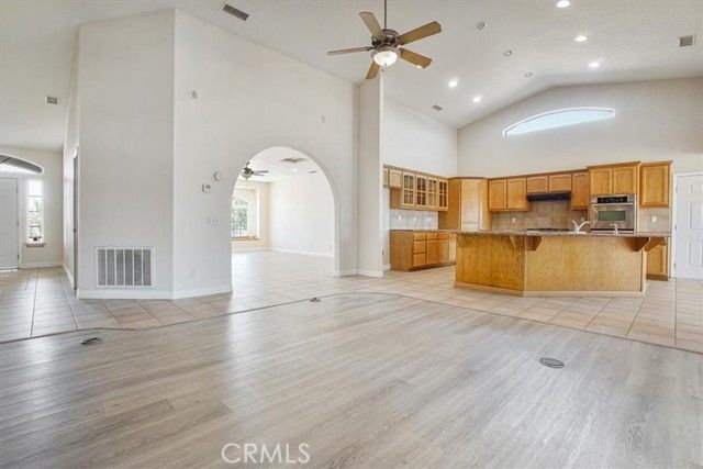 12771 Elm Street, Oak Hills, CA 92344