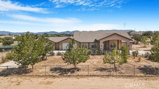 12771 Elm Street, Oak Hills, CA 92344