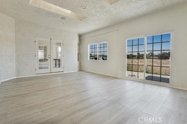 12771 Elm Street, Oak Hills, CA 92344