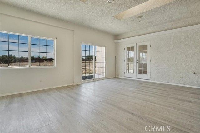 12771 Elm Street, Oak Hills, CA 92344