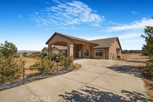 12771 Elm Street, Oak Hills, CA 92344