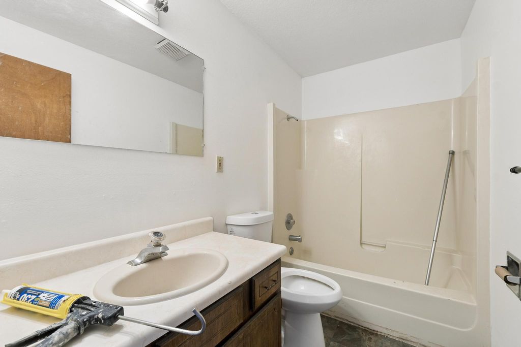 836 E Washington Street, Kalispell, MT 59901 photo 32