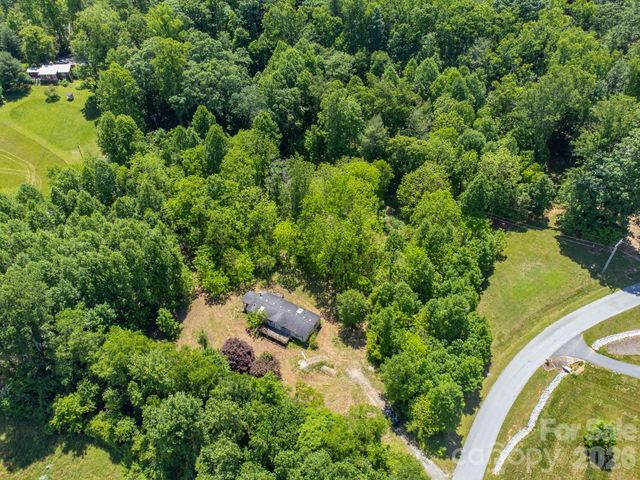 27 Shep Drive, Mills River, NC 29759