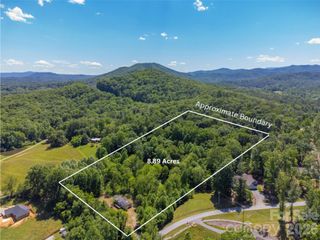 27 Shep Drive, Mills River, NC 29759