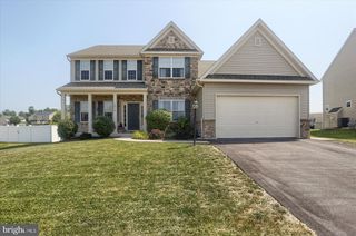 1812 CAMEO CT, Harrisburg, PA 17110