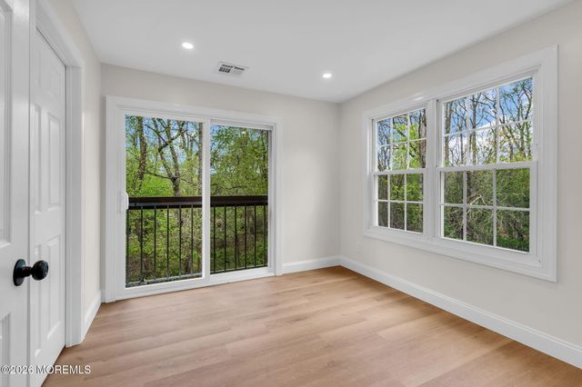 18-7 Augusta Court, Freehold, NJ 07728