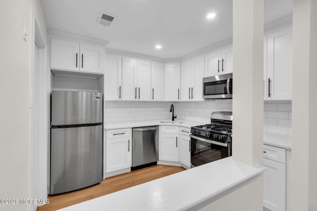 18-7 Augusta Court, Freehold, NJ 07728