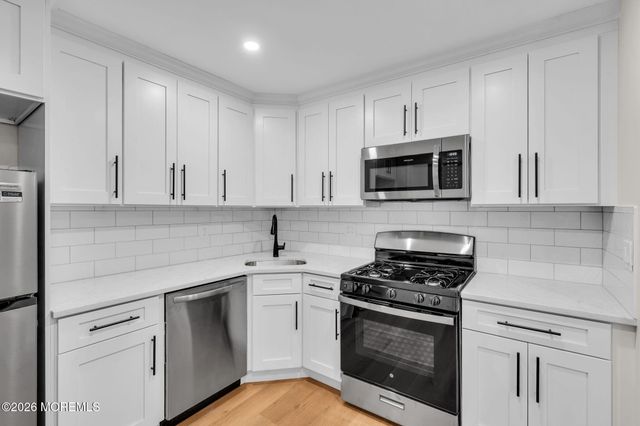 18-7 Augusta Court, Freehold, NJ 07728