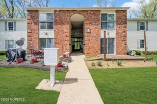 18-7 Augusta Court, Freehold, NJ 07728