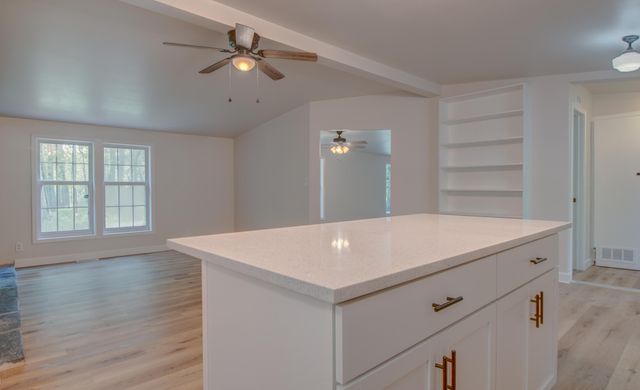 4605 Bear Lane, Valparaiso, IN 46383