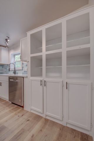 4605 Bear Lane, Valparaiso, IN 46383
