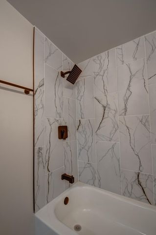 4605 Bear Lane, Valparaiso, IN 46383