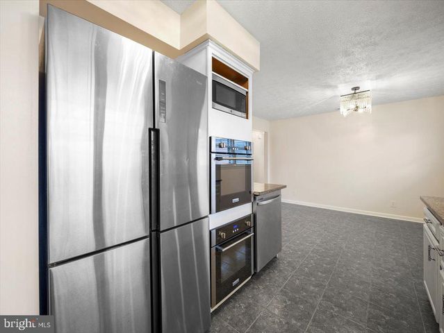 570 WELLTOWN RD, Winchester, VA 22603