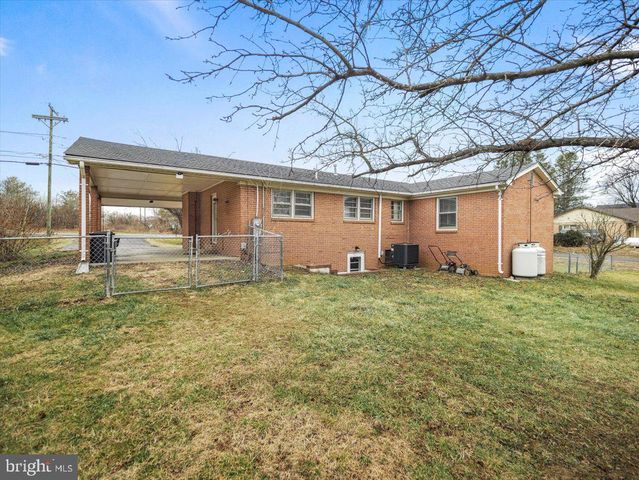 570 WELLTOWN RD, Winchester, VA 22603