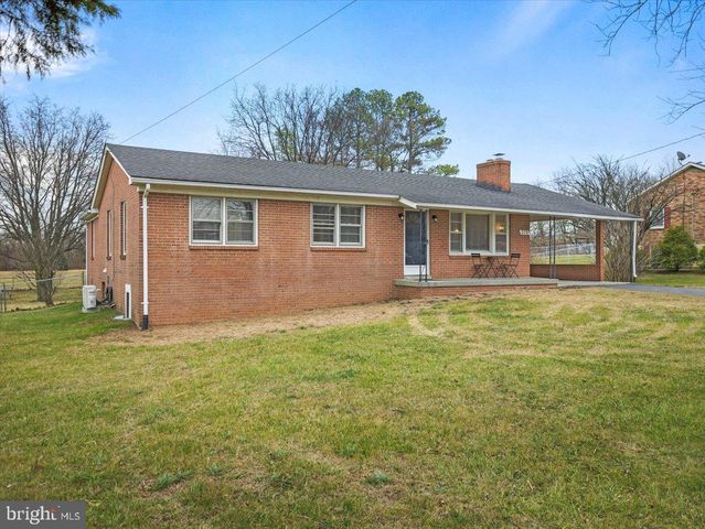 570 WELLTOWN RD, Winchester, VA 22603