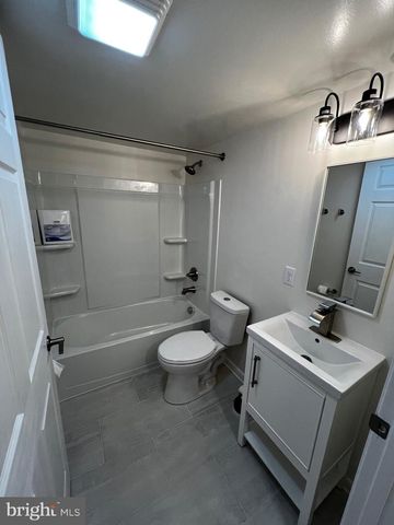 570 WELLTOWN RD, Winchester, VA 22603