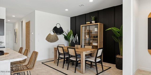 5567 E Button Lane, San Tan Valley, AZ 85140