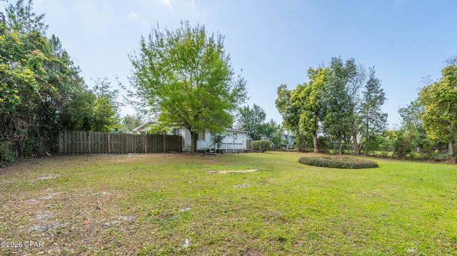 2224 Edgewood Drive, Panama City, FL 32405
