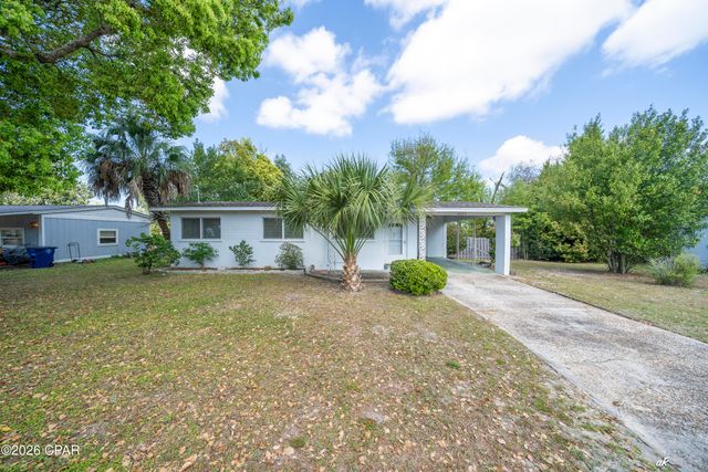 2224 Edgewood Drive, Panama City, FL 32405