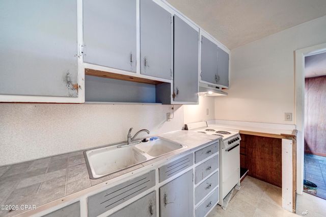 2224 Edgewood Drive, Panama City, FL 32405