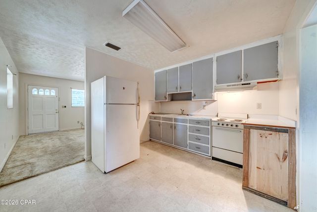 2224 Edgewood Drive, Panama City, FL 32405