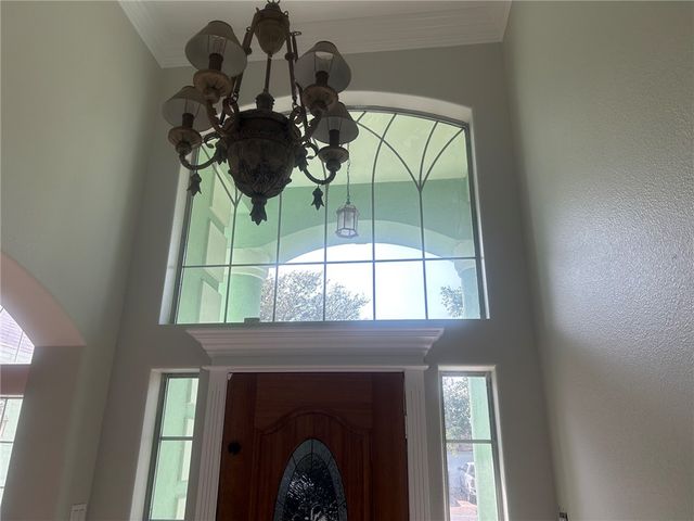 8302 Serenity Cir, Corpus Christi, TX 78414