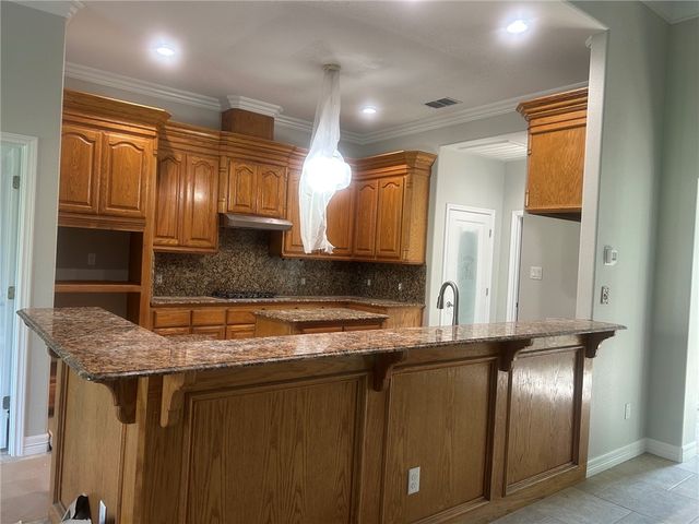 8302 Serenity Cir, Corpus Christi, TX 78414