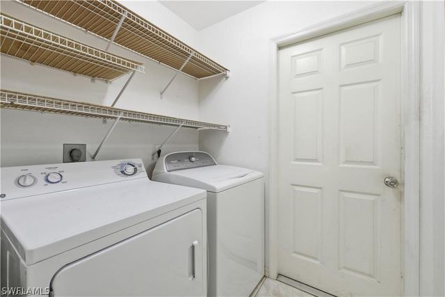 826 SE 5th CT, Cape Coral, FL 33990