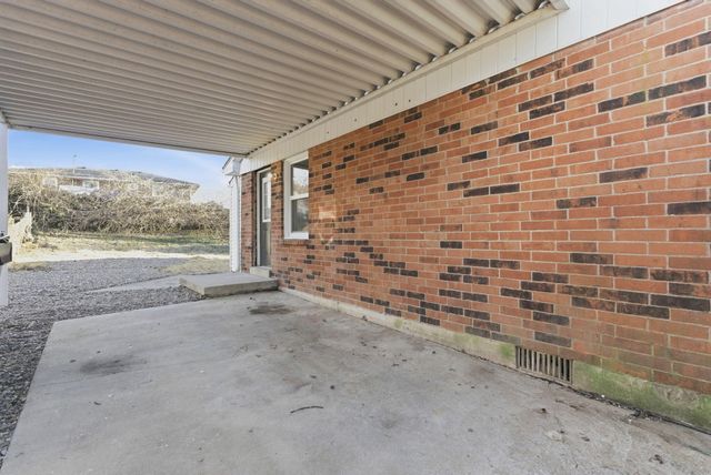 401 Hedgewood Drive, Lexington, KY 40509