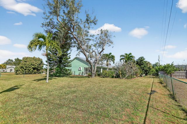 184 SW Uneeda Place, Port St. Lucie, Port St Lucie, FL 34953