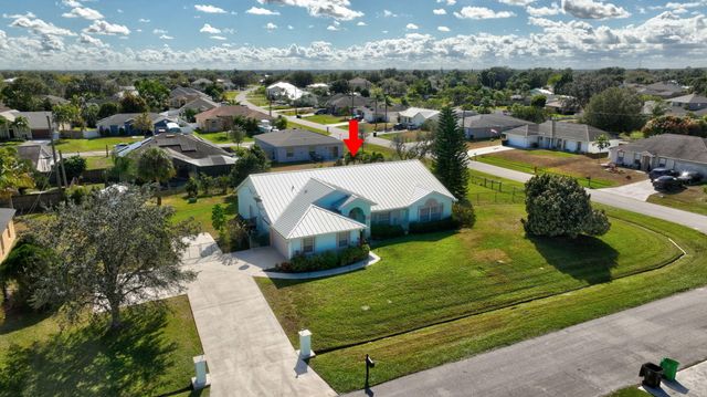 184 SW Uneeda Place, Port St. Lucie, Port St Lucie, FL 34953