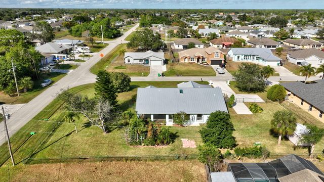 184 SW Uneeda Place, Port St. Lucie, Port St Lucie, FL 34953