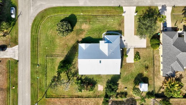 184 SW Uneeda Place, Port St. Lucie, Port St Lucie, FL 34953