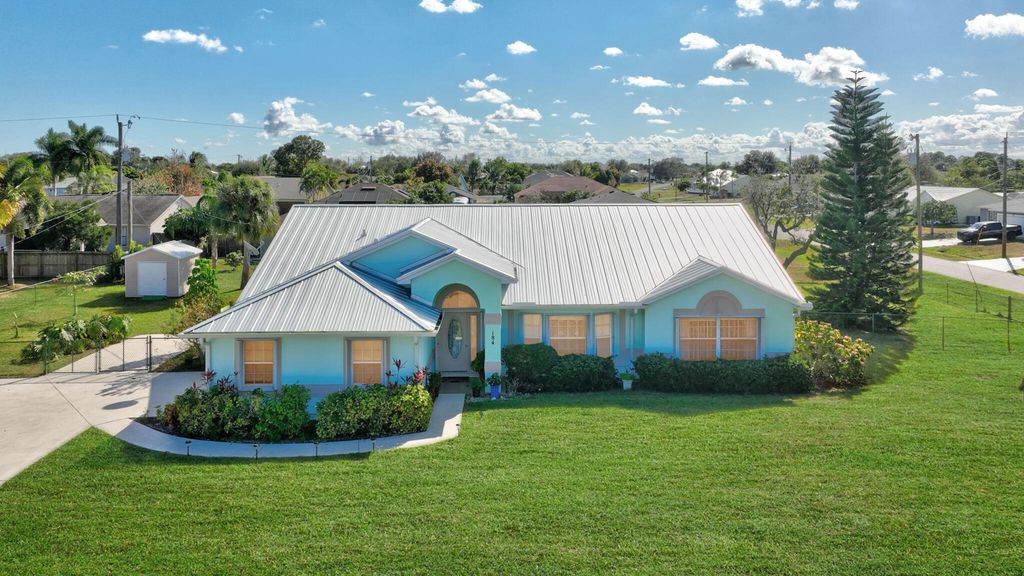 184 SW Uneeda Place, Port St. Lucie, Port St Lucie, FL 34953