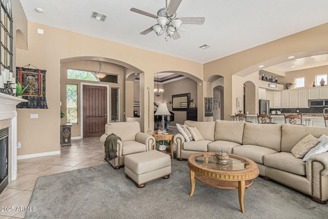 1619 W MOODY Trail, Phoenix, AZ 85041