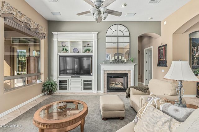 1619 W MOODY Trail, Phoenix, AZ 85041