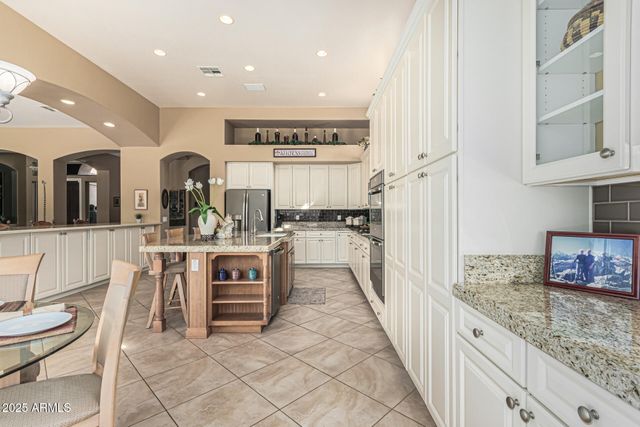 1619 W MOODY Trail, Phoenix, AZ 85041