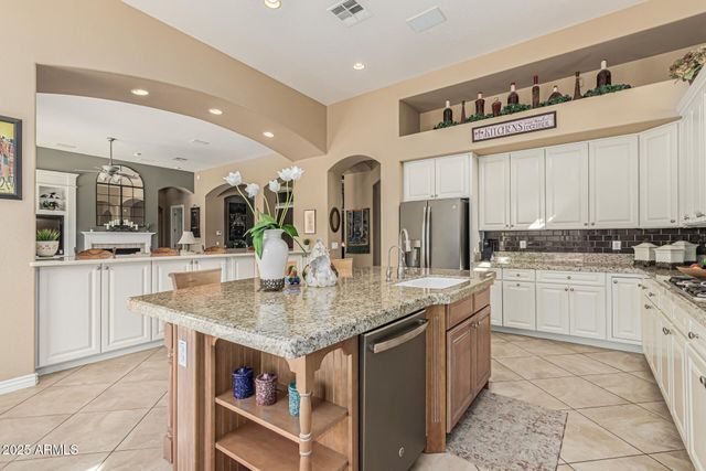 1619 W MOODY Trail, Phoenix, AZ 85041