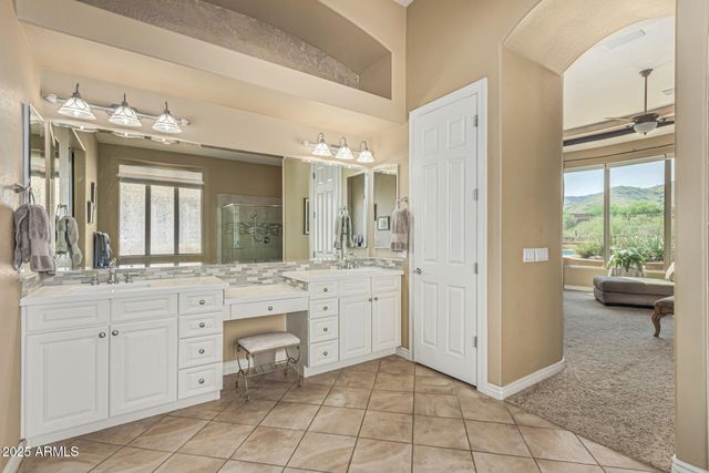 1619 W MOODY Trail, Phoenix, AZ 85041