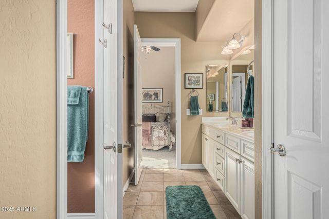 1619 W MOODY Trail, Phoenix, AZ 85041