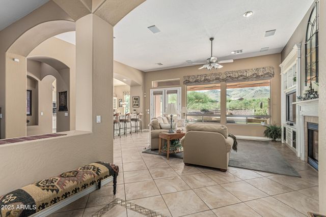 1619 W MOODY Trail, Phoenix, AZ 85041