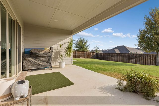 5549 Cypress Willow Bend, Fort Worth, TX 76126