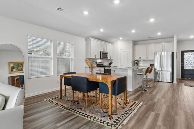 5549 Cypress Willow Bend, Fort Worth, TX 76126