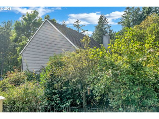 706 Sw COLONY Dr, Portland, OR 97219