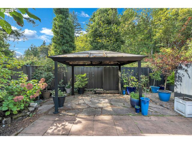 706 Sw COLONY Dr, Portland, OR 97219