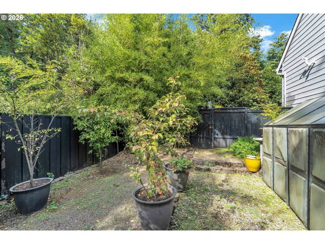 706 Sw COLONY Dr, Portland, OR 97219